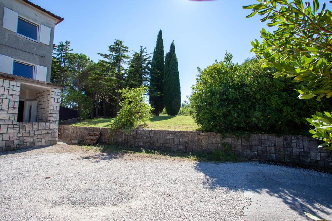 Hostel Trobenta In Oblak Portorož Exteriör bild